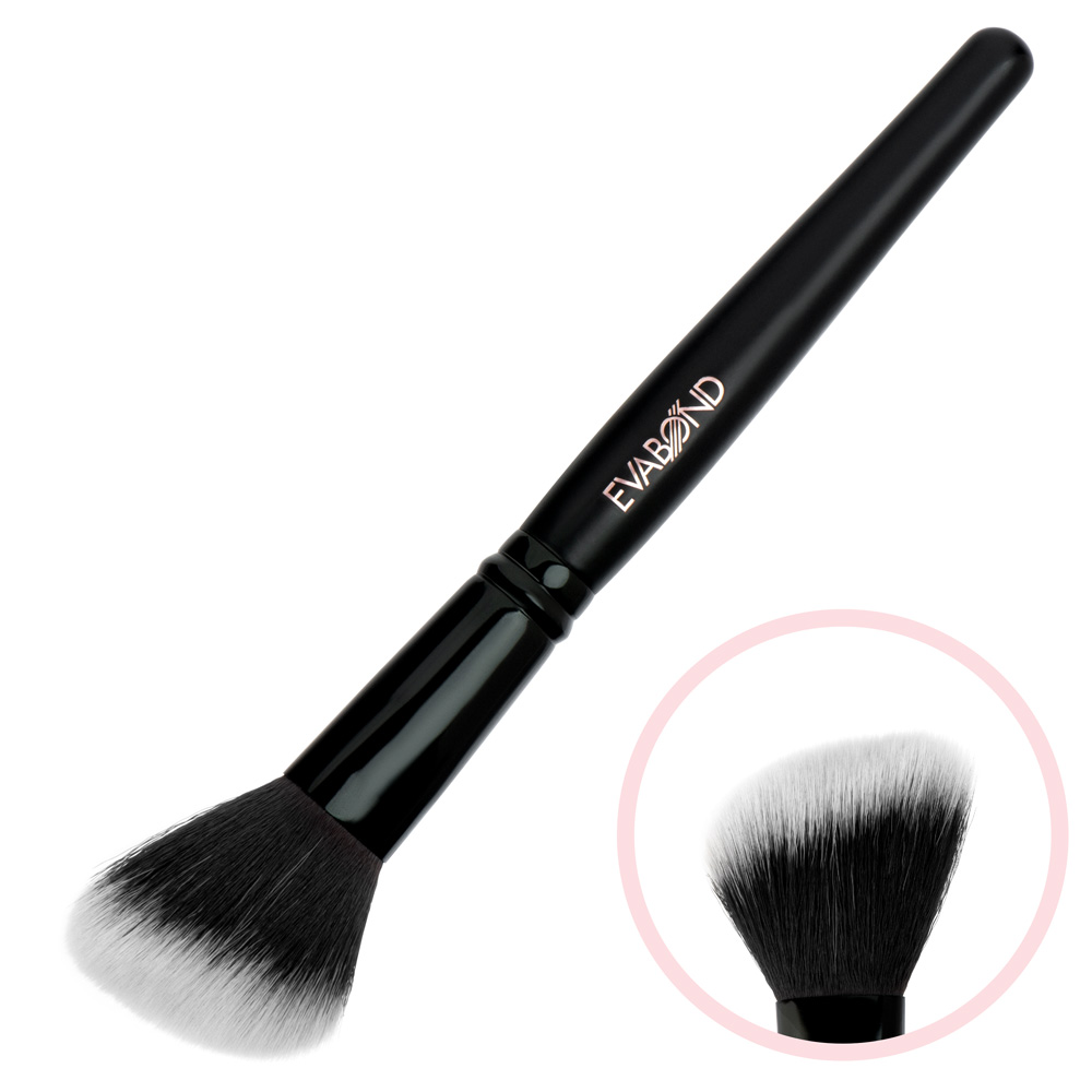 Кисть макияжная для румян скошенная Black Y | IRISK PROFESSIONAL